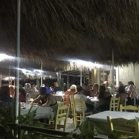 Camping Argostoli キャンプ場 *